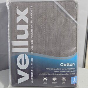 Vellux Cotton Twin Blanket Gray soft and breathable 66 x 90 perfect for all year